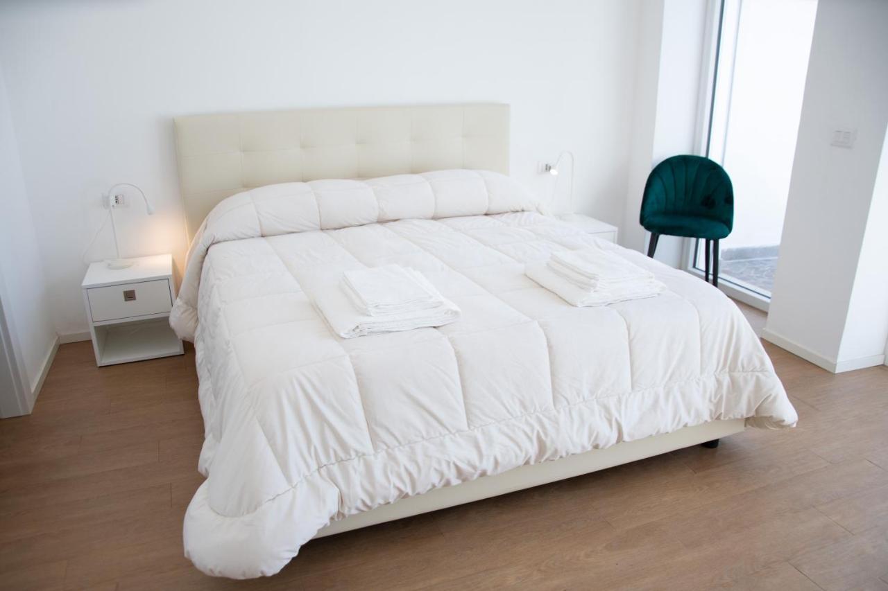 Villa degli Squali Suite Home Terracina Esterno foto